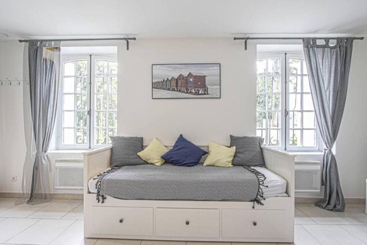 Appartement De Charme Dans Un Chateau A 5 Min D'Honfleur Gonneville-sur-Honfleur المظهر الخارجي الصورة